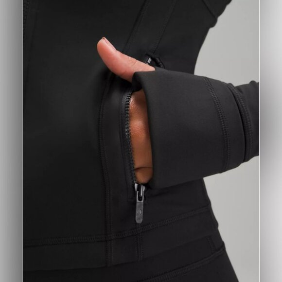 🆕Lululemon🍋 Define Cropped Jacket Nulu Black Sz 4 - Picture 5 of 12